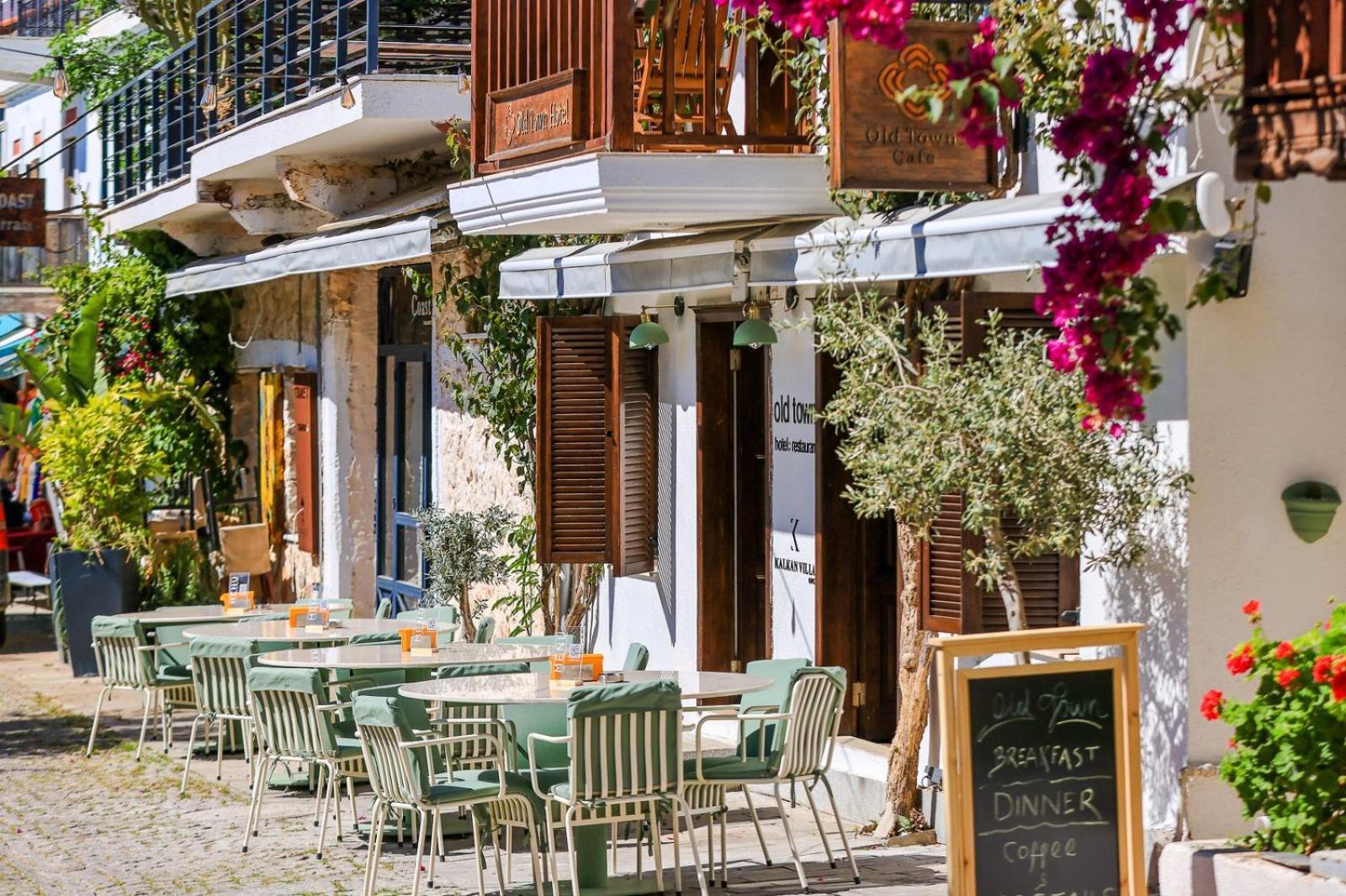 Old Town Hotel คัลคัน ภายนอก รูปภาพ